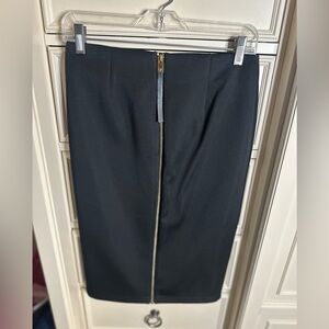 Vince Camuto‎ Black Pencil Skirt w/ Zipper - Size XS